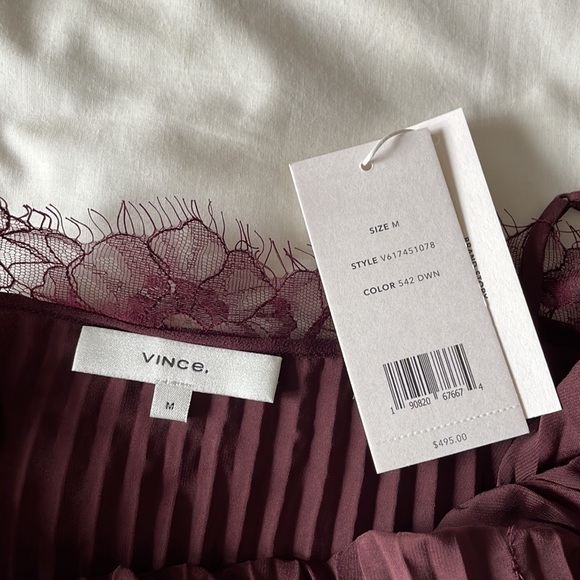 Vince. NWT lace trim pleated dress - Picture 7 of 7